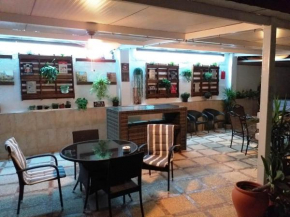 Отель Hostal Kokkola  Фуэнхирола